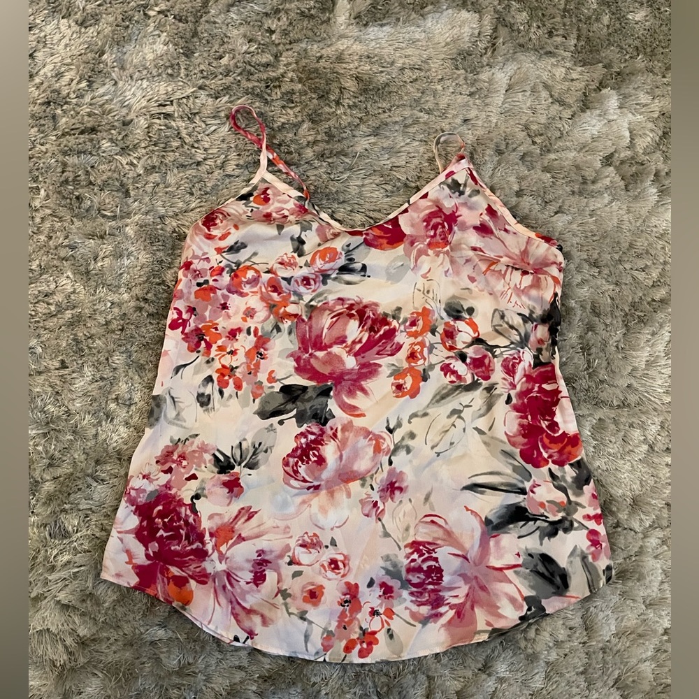 White House Black Market floral top Sz 4